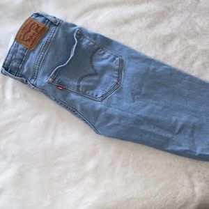 Levi’s skinny jeans